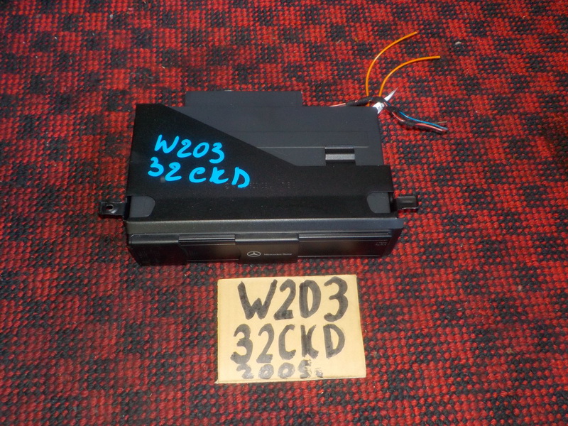 CD-чейнджер Mercedes-benz C-class W203