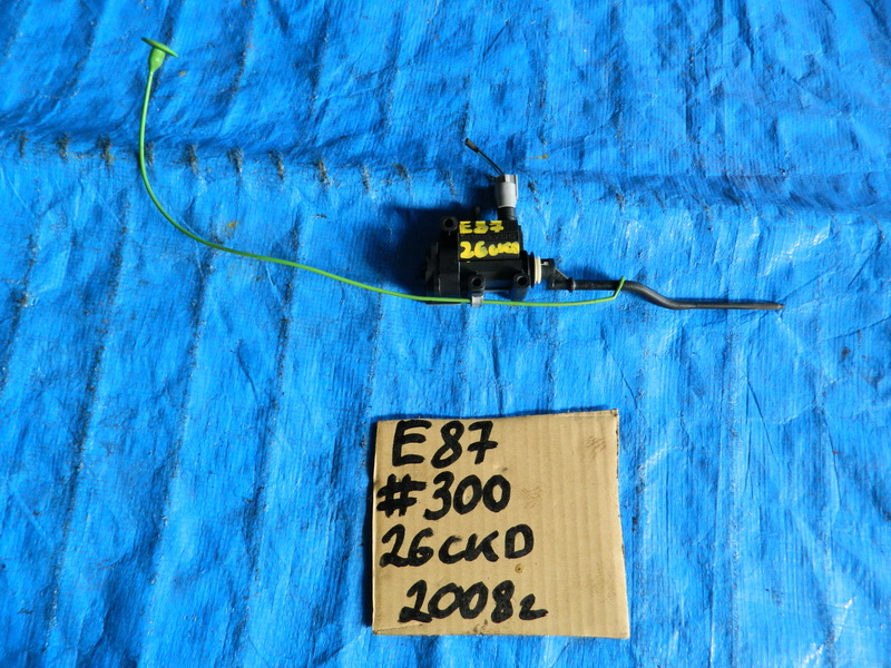 Замок лючка бензобака BMW 1-series E87