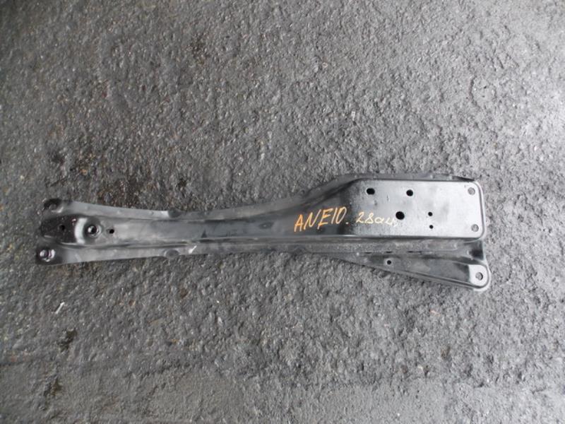 Балка под ДВС Toyota Wish