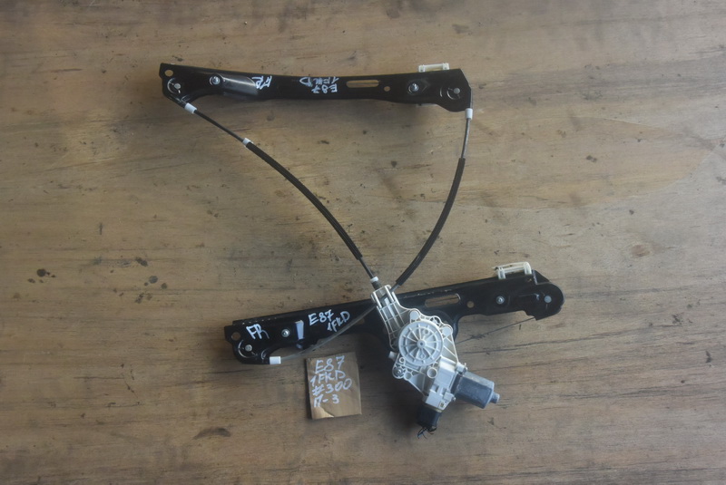 Стеклоподъемник BMW 1-series E87