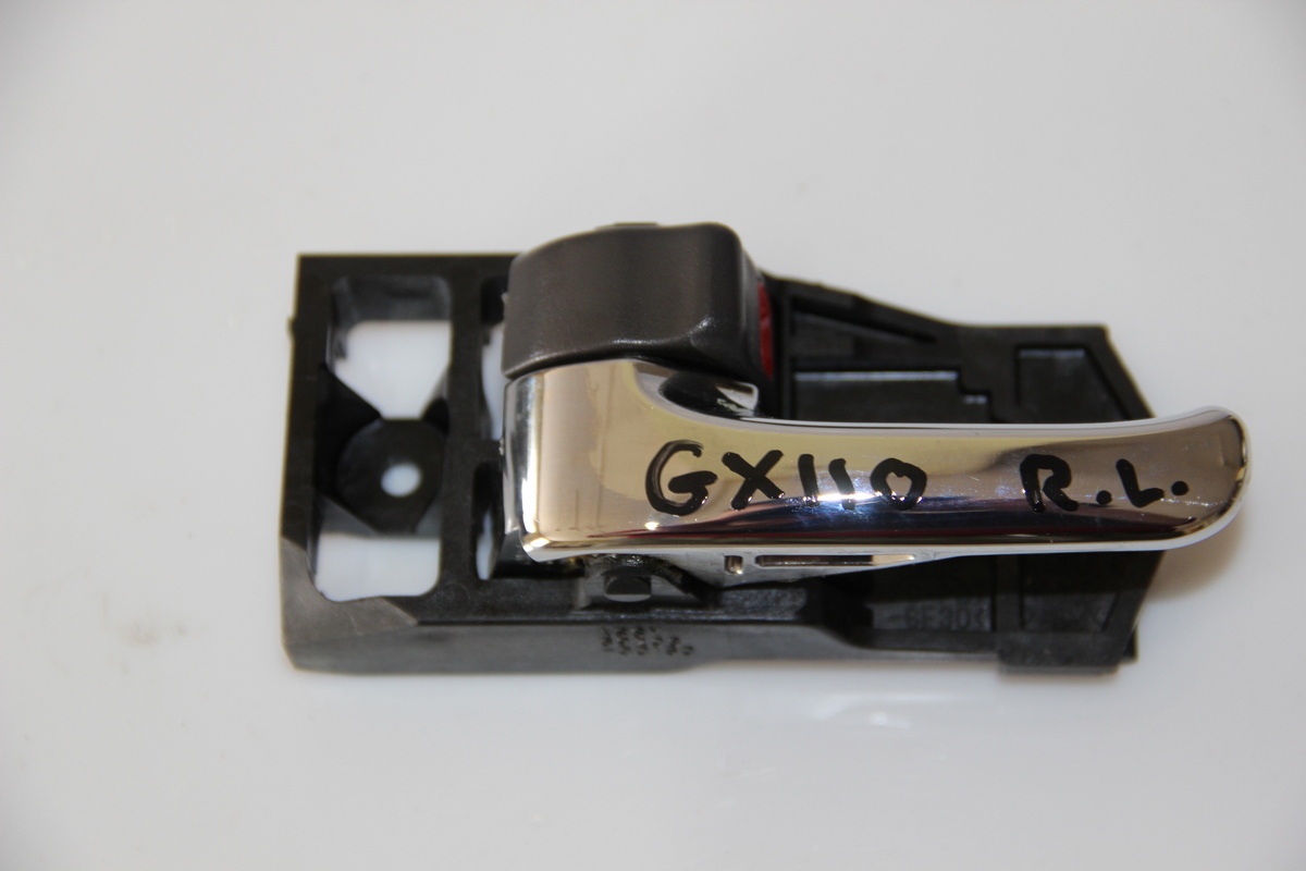 Ручка двери внутренняя Toyota Mark II