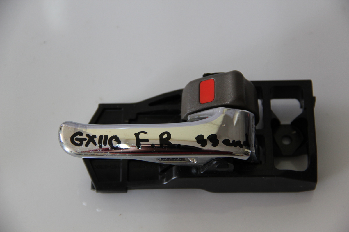 Ручка двери внутренняя Toyota Mark II