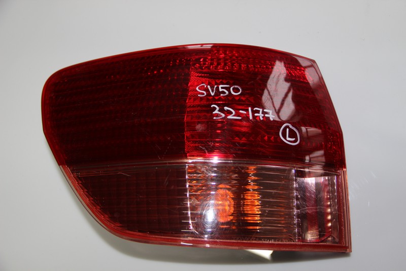 Стоп-сигнал Toyota Vista Ardeo