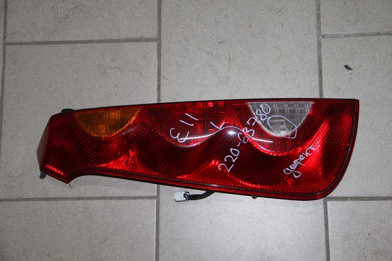 Стоп-сигнал Nissan Note