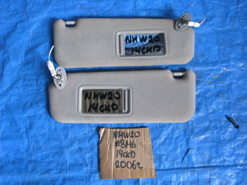 Козырек солнцезащитный Toyota Prius