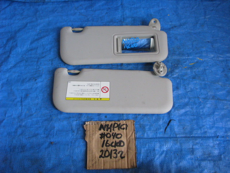 Козырек солнцезащитный Toyota Aqua NHP10