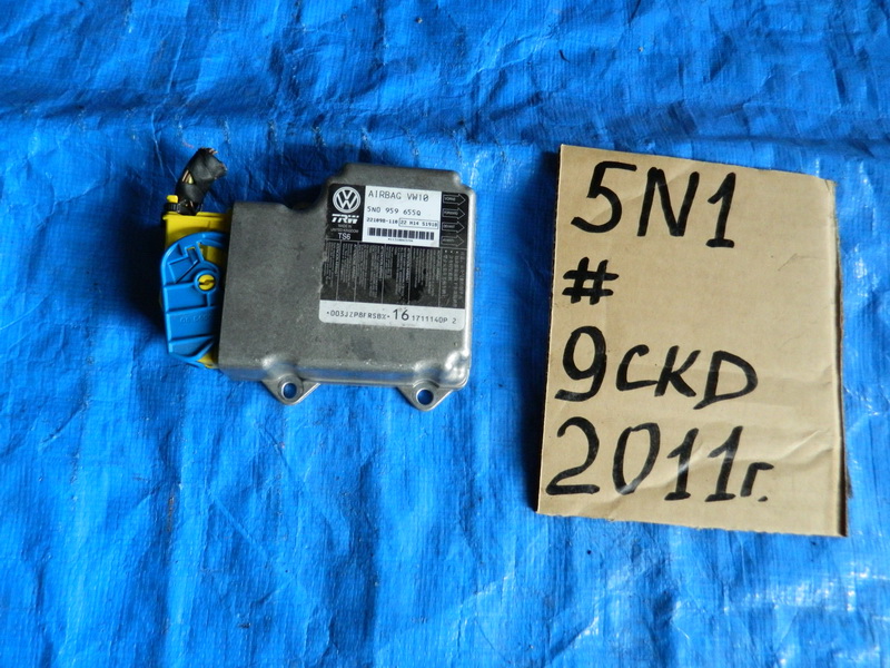 Блок SRS Volkswagen Tiguan 5N1