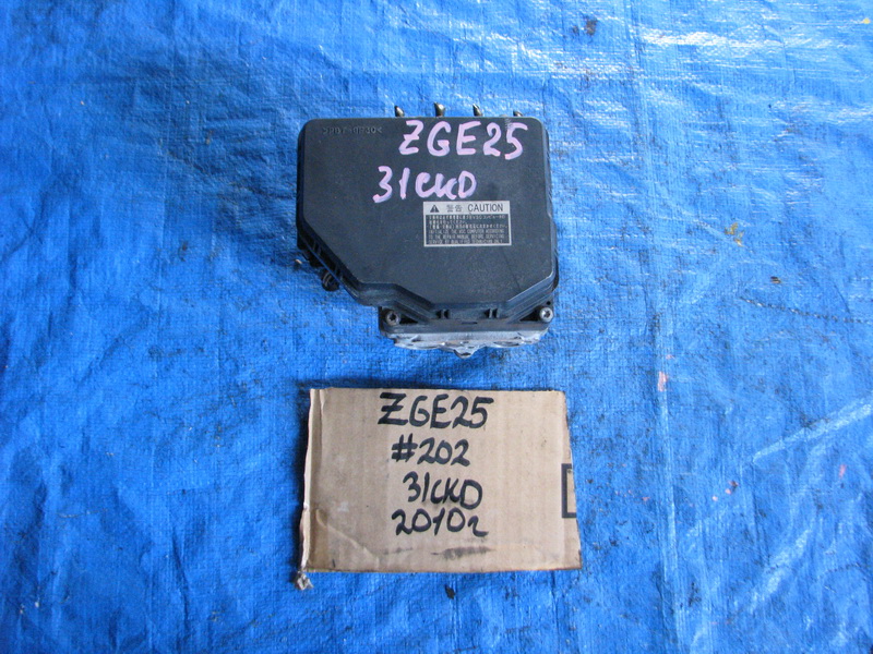 Блок АБС Toyota Wish