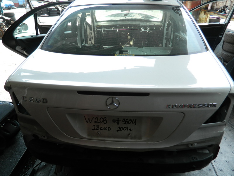 Крышка багажника Mercedes-benz C-class