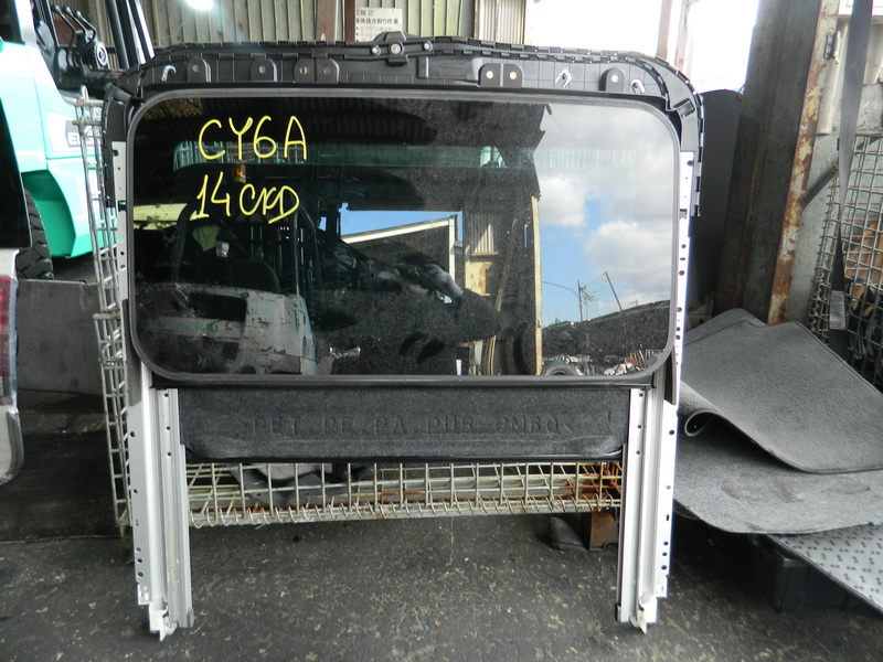 Люк Mitsubishi Lancer CY6A