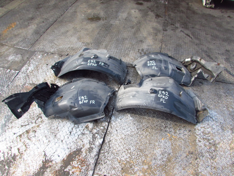 Подкрылок BMW 3-series