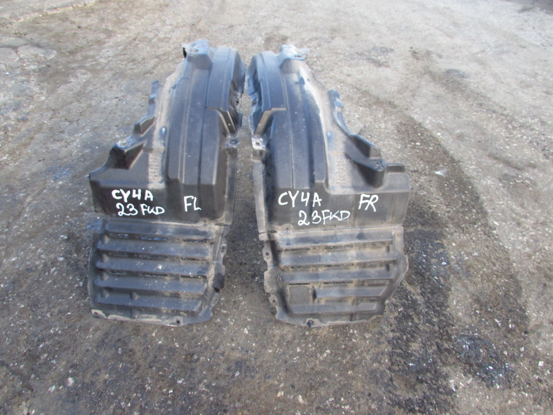 Подкрылок Mitsubishi Lancer