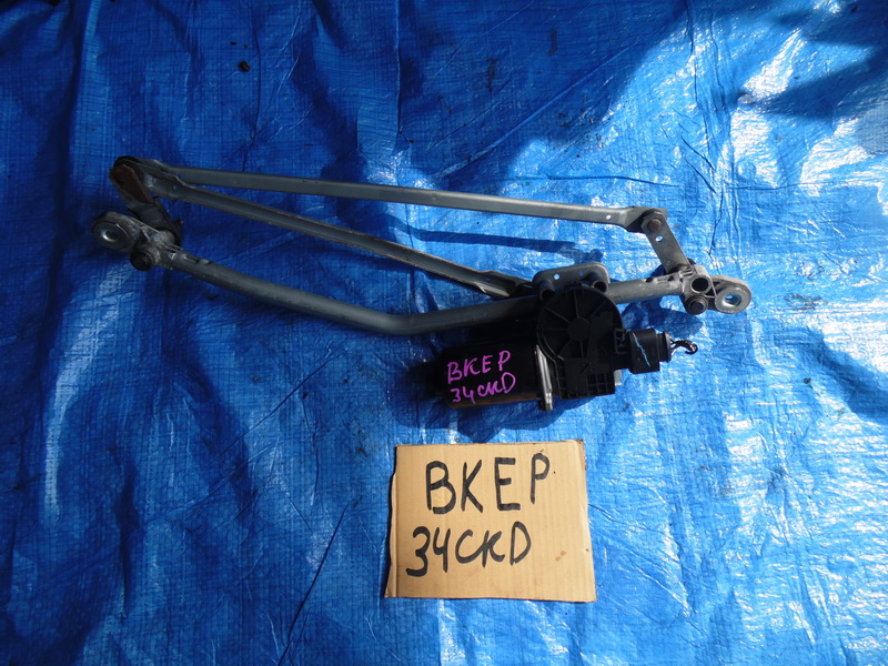 Трапеция дворников Mazda Axela