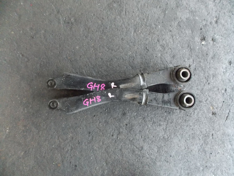 Рычаг Subaru Impreza