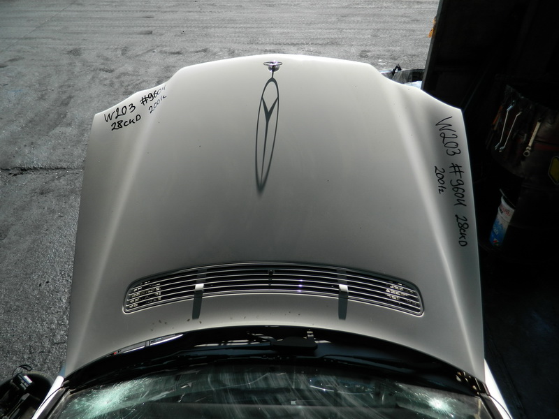 Капот Mercedes-benz C-class