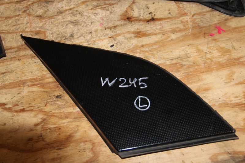 Заглушка на крыло Mercedes-benz B-class W245