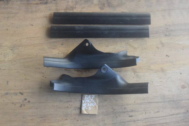 Порожек пластиковый BMW 1-series E87