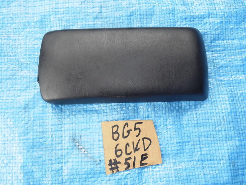 Подлокотник Subaru Legacy