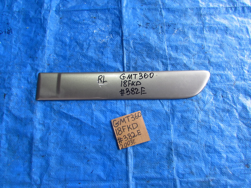 Молдинг на дверь Chevrolet Trailblazer