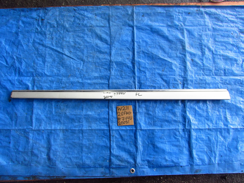 Молдинг на дверь Mercedes-benz E-class W211