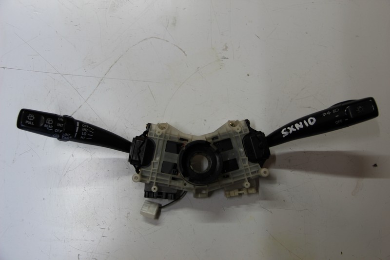 Подрулевой переключатель Toyota Nadia SXN10