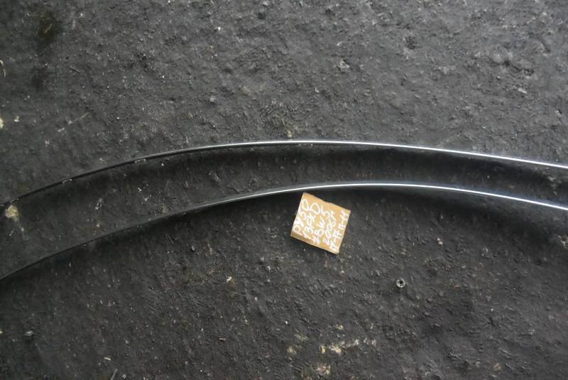 Молдинг на крышу Nissan Fuga PY50