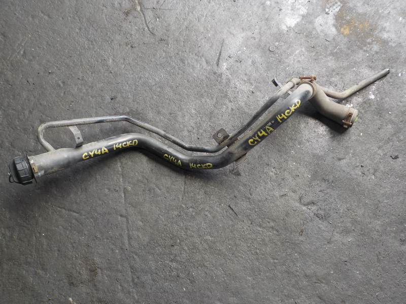 Горловина топливного бака Honda CR-V