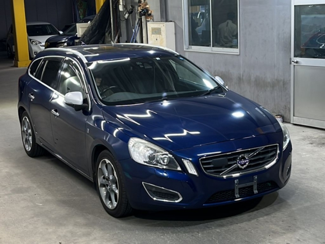 Volvo V60 FW48