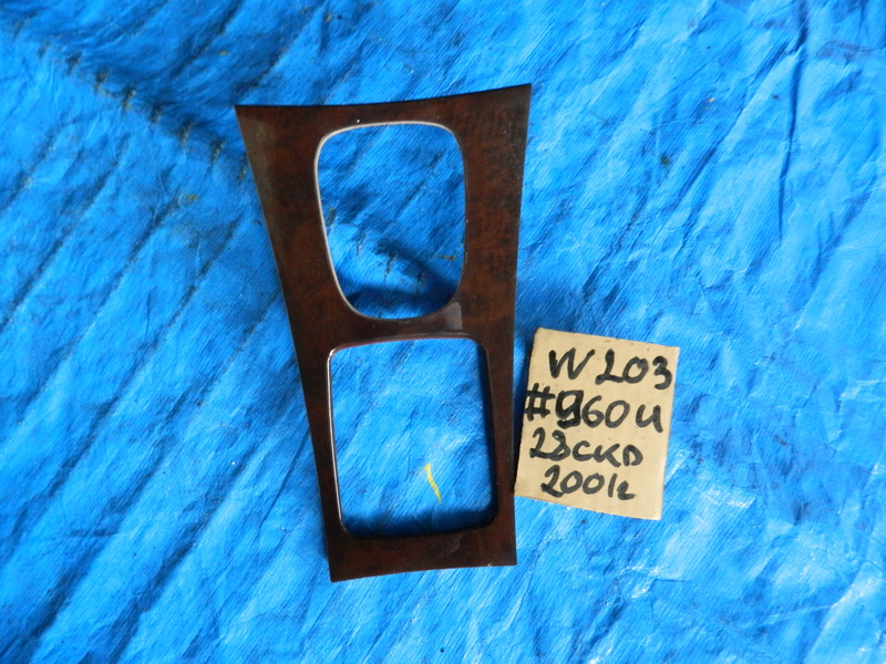 Консоль КПП Mercedes-benz C-class