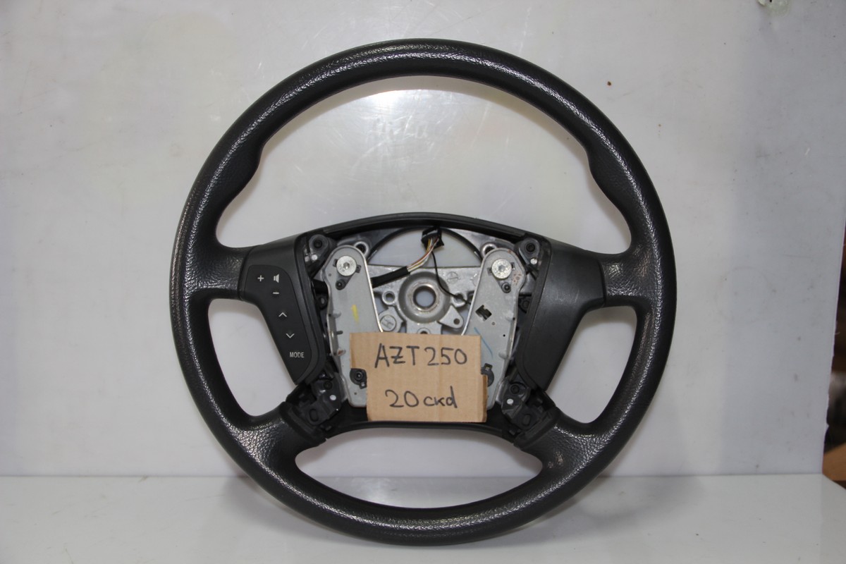 Руль Toyota Avensis AZT250