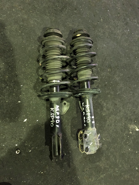 Стойка Toyota Vitz