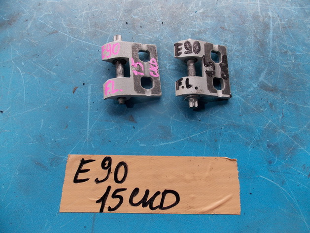 Петля двери BMW 3-series E90