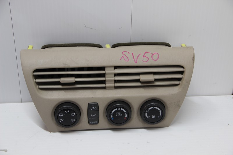 Блок управления климат-контролем Toyota Vista Ardeo SV50