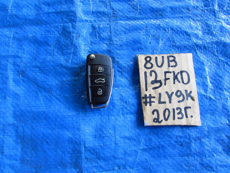 Ключ зажигания Audi Q3 8UB