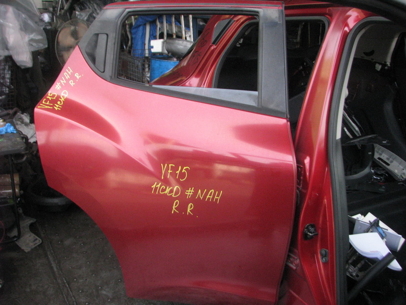 Дверь Nissan Juke YF15