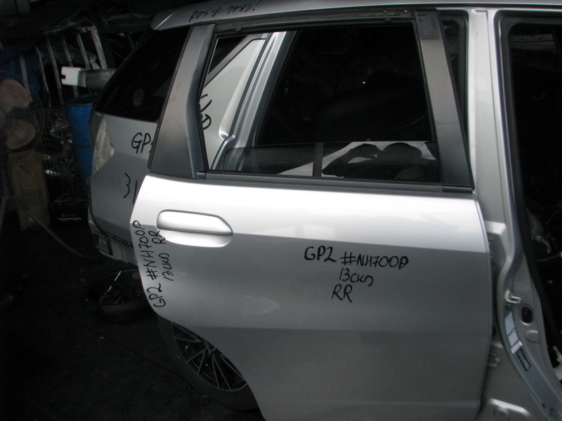 Дверь Honda Fit Shuttle