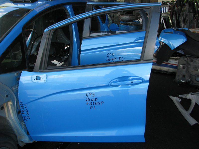 Дверь Honda Fit GP5
