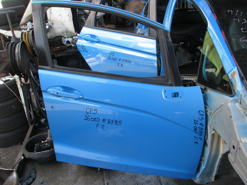 Дверь Honda Fit GP5