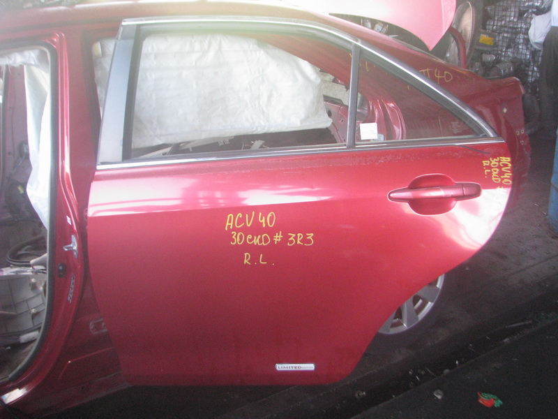 Дверь Toyota Camry