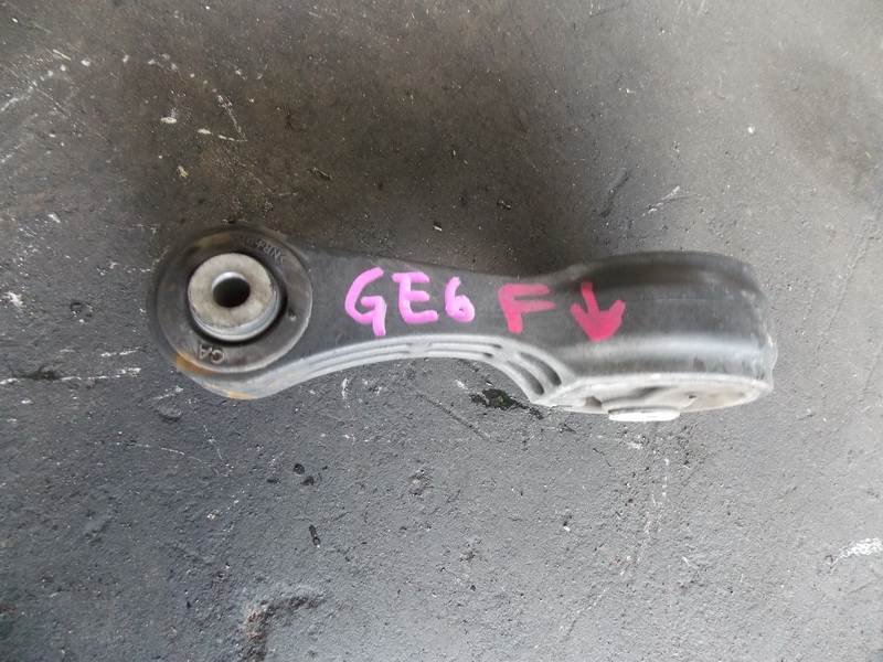 Подушка двигателя Honda Fit GE6