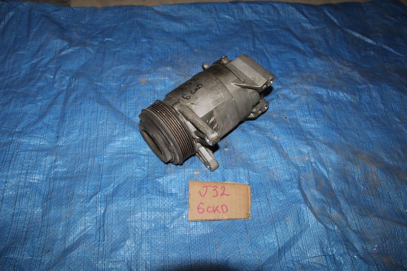 Компрессор кондиционера Nissan Teana J32