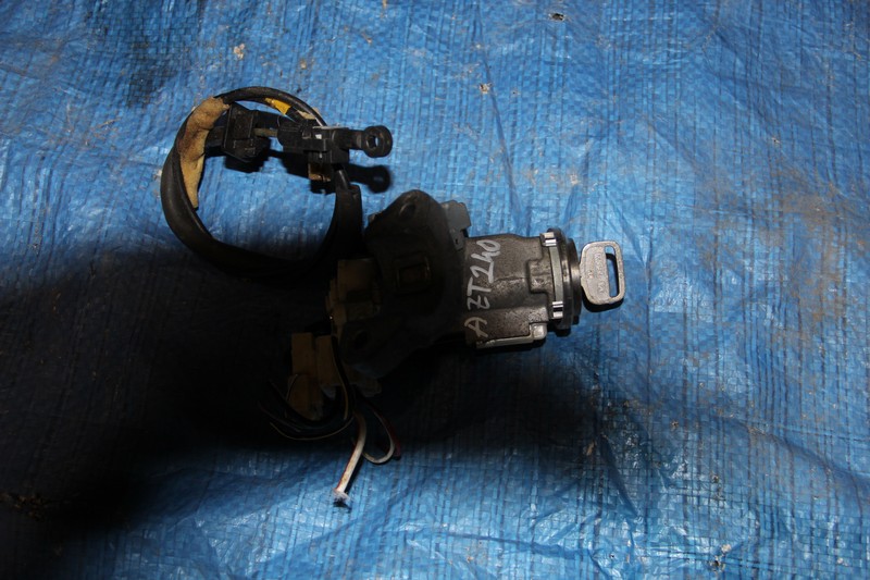 Замок зажигания Toyota Allion