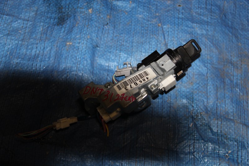 Замок зажигания Nissan X-Trail