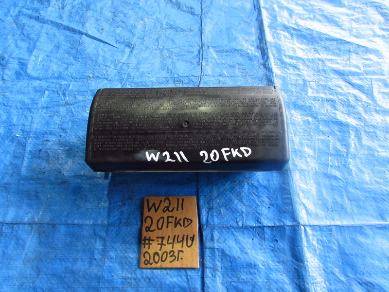 Airbag пассажирский Mercedes-benz E-class