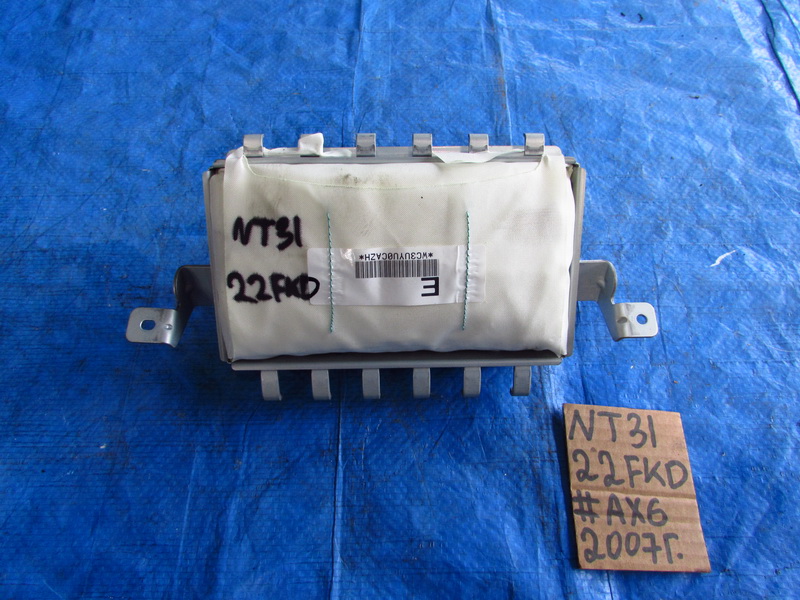 Airbag пассажирский Nissan X-Trail NT31