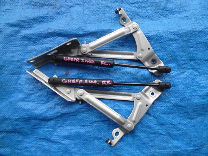 Петля крышки багажника Mazda Atenza GHEFP