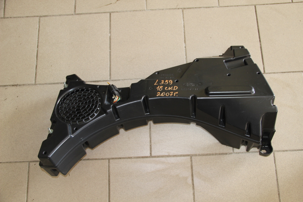 Сабвуфер Land Rover Freelander