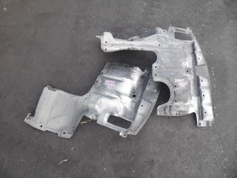 Защита двигателя Toyota Isis