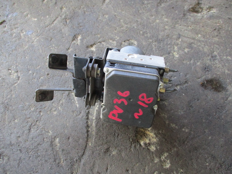 Блок АБС Nissan Skyline PV36