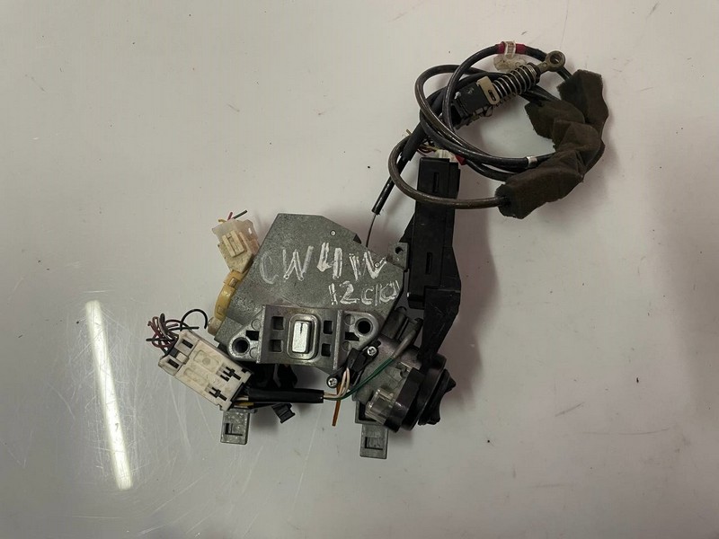 Замок зажигания Mitsubishi Outlander